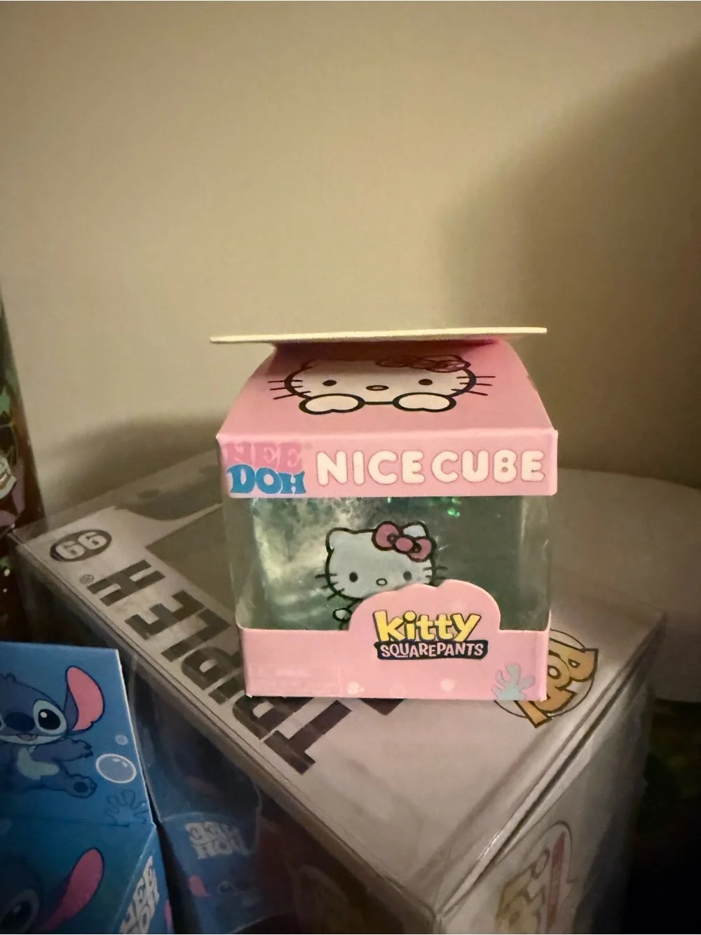 Hello Kitty Pink Nice Cube Bath Toy